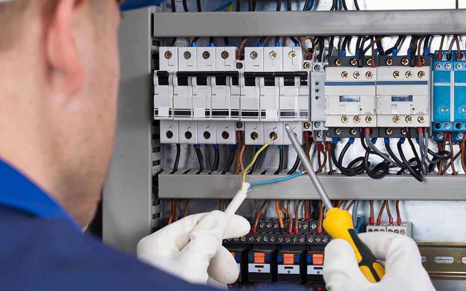 électricien installateur Achères